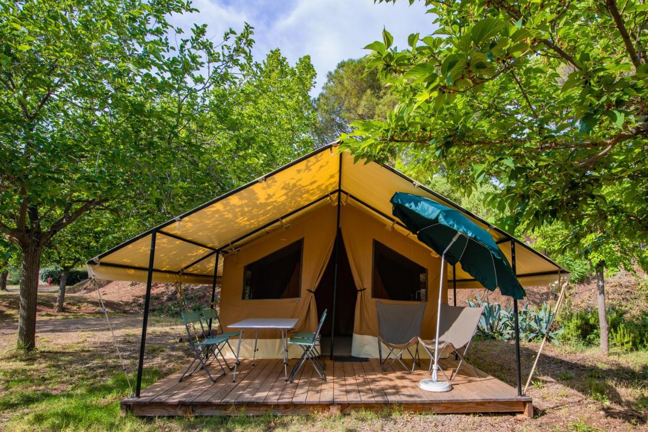Camping Onlycamp Des Halles Decize Extérieur photo