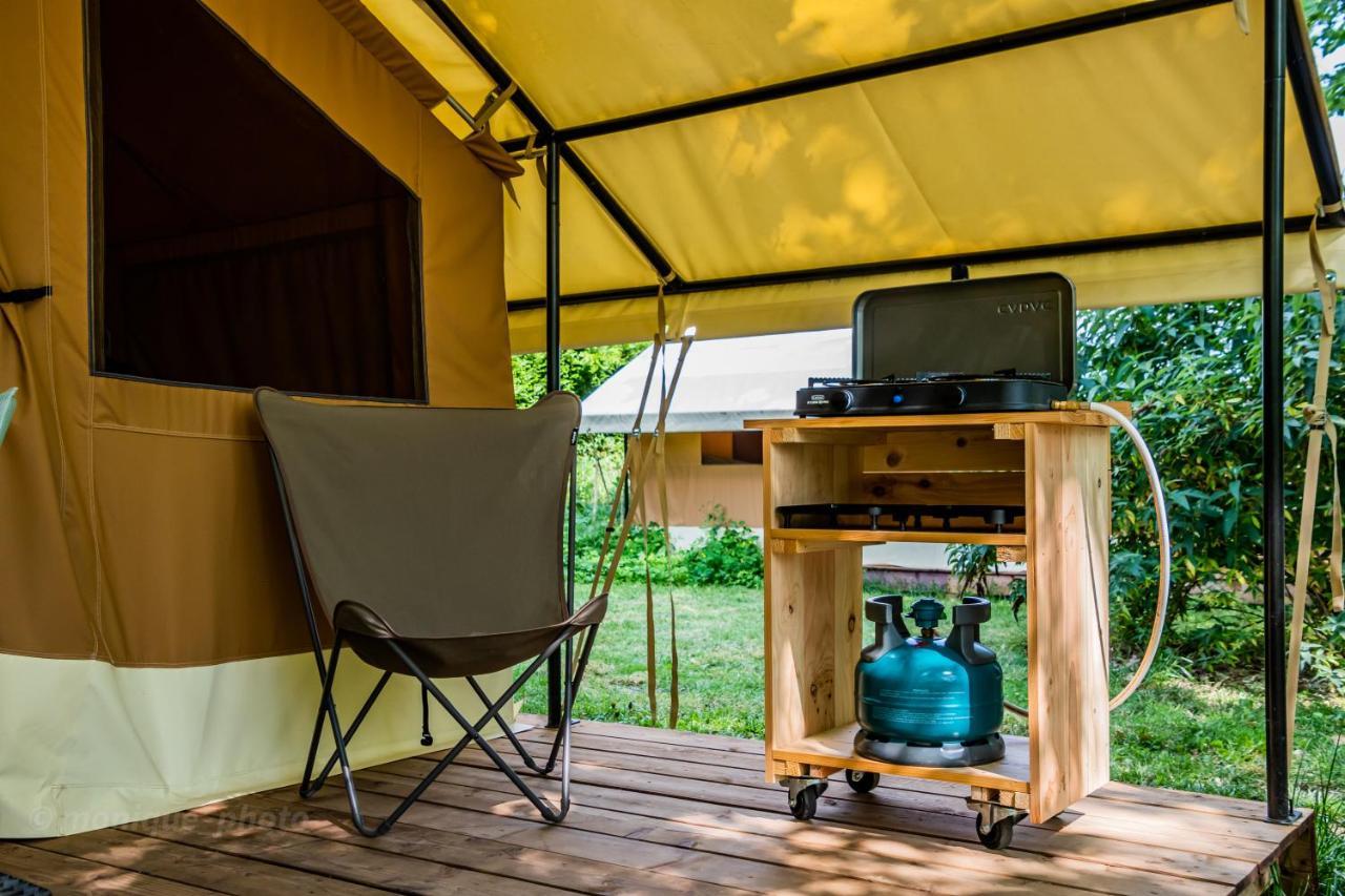Camping Onlycamp Des Halles Decize Extérieur photo